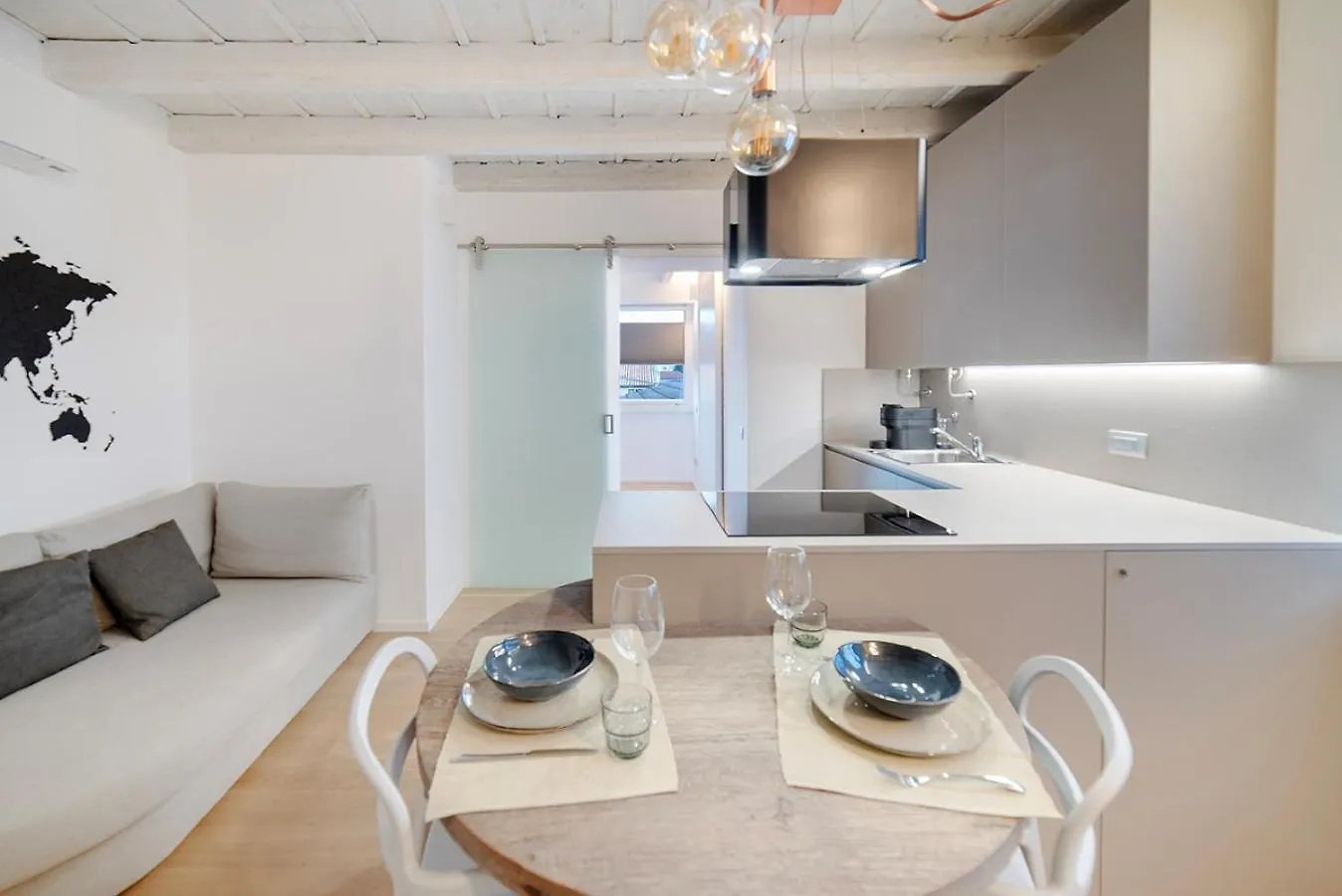 Modern Apartment City Center 5 Minutes From Citta' Alta And Train Station Bergamo Italy