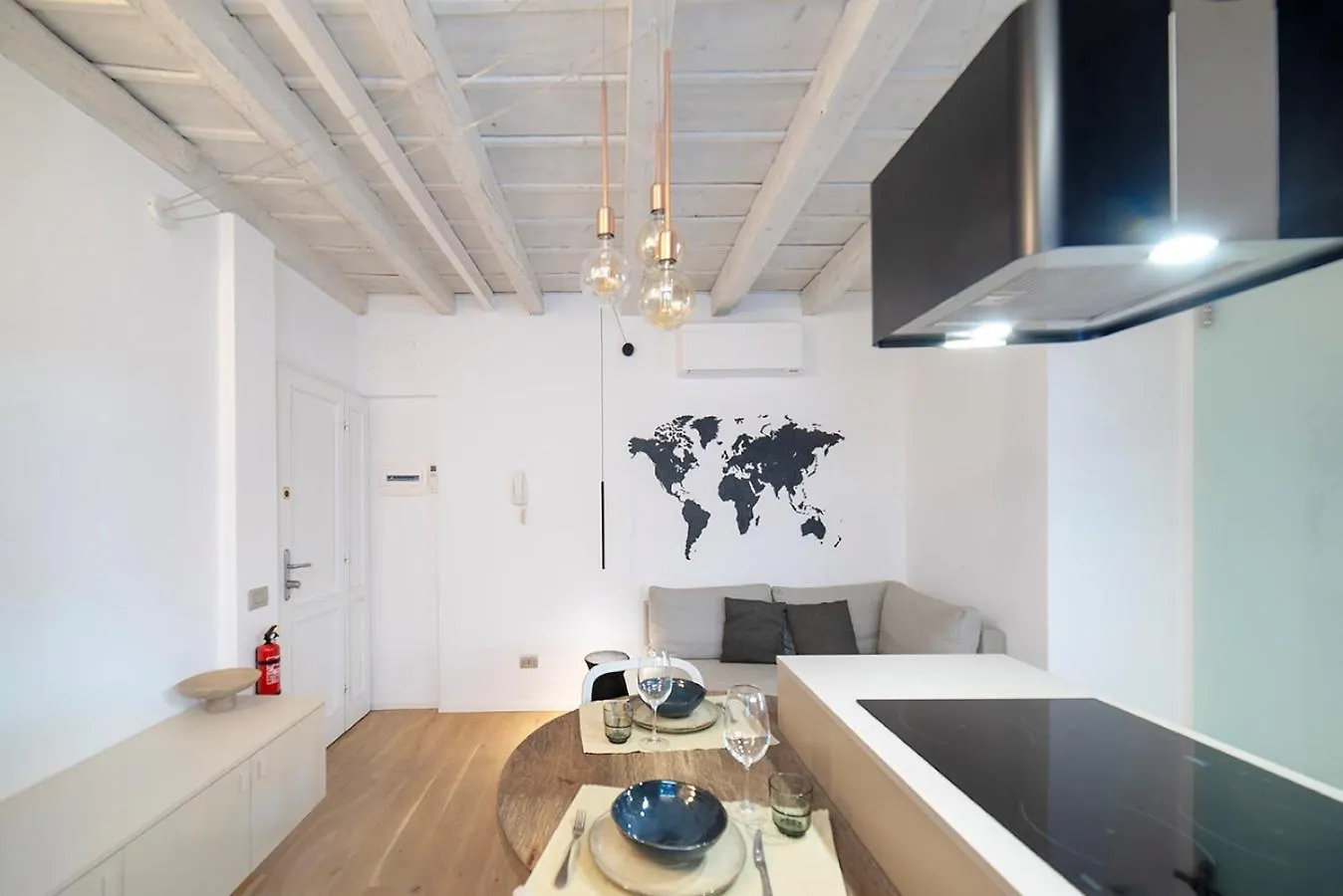 Modern Apartment City Center 5 Minutes From Citta' Alta And Train Station Bergamo
