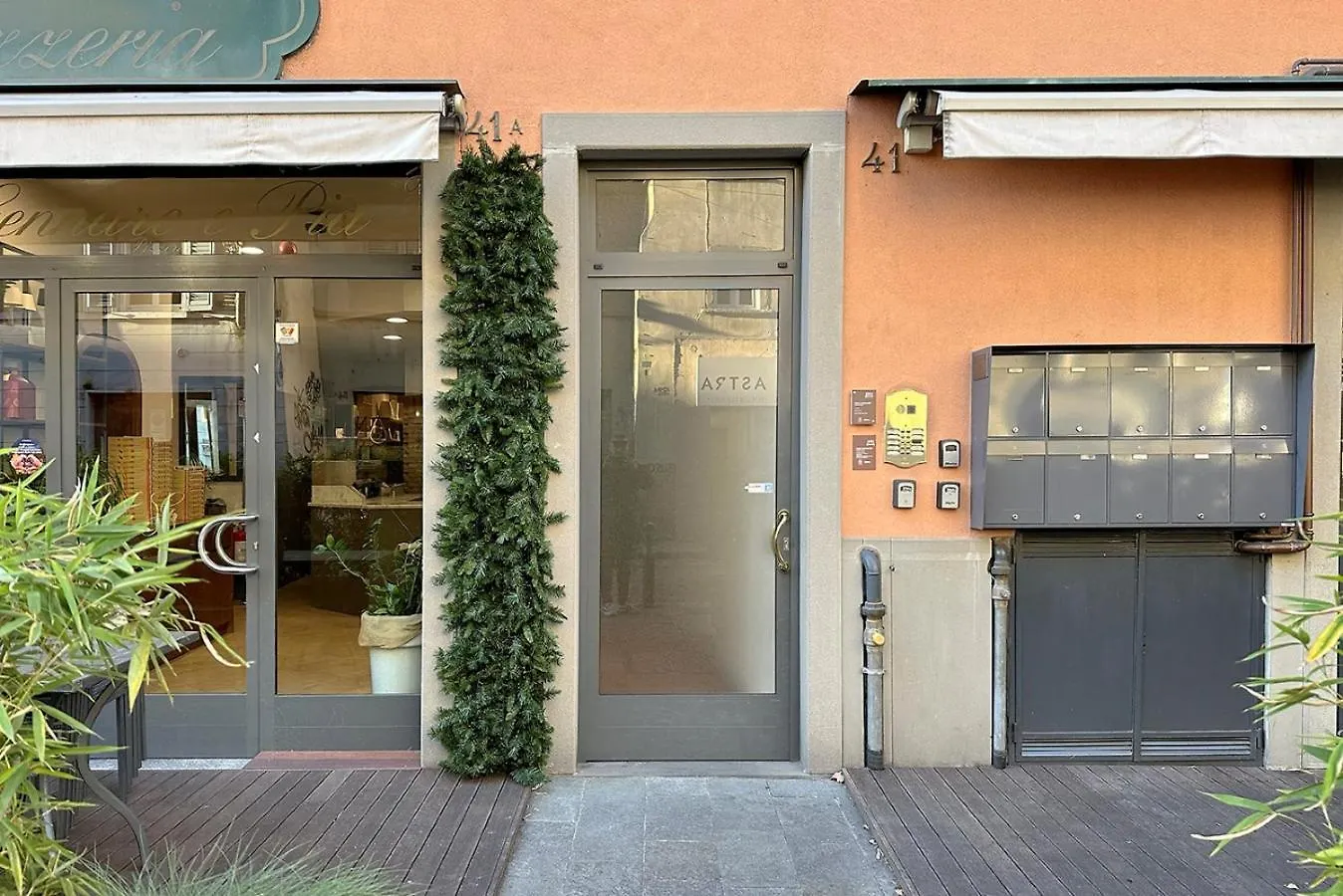 Modern Apartment City Center 5 Minutes From Citta' Alta And Train Station Bergamo 0*,  Italy